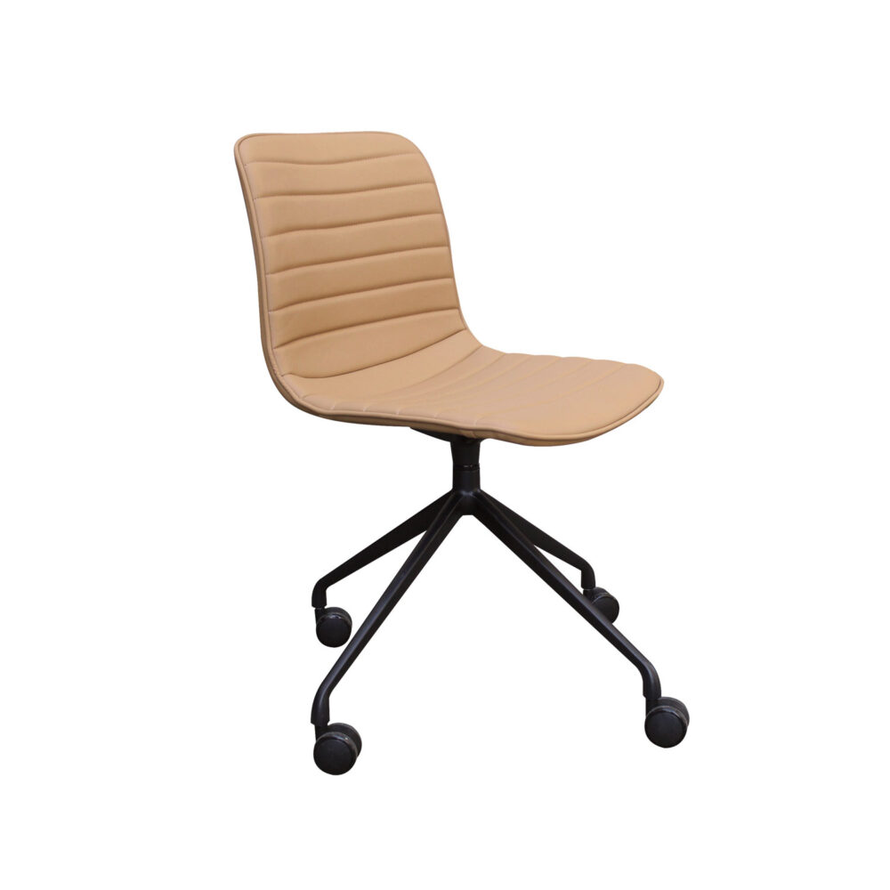 Wolf Visitor Chair